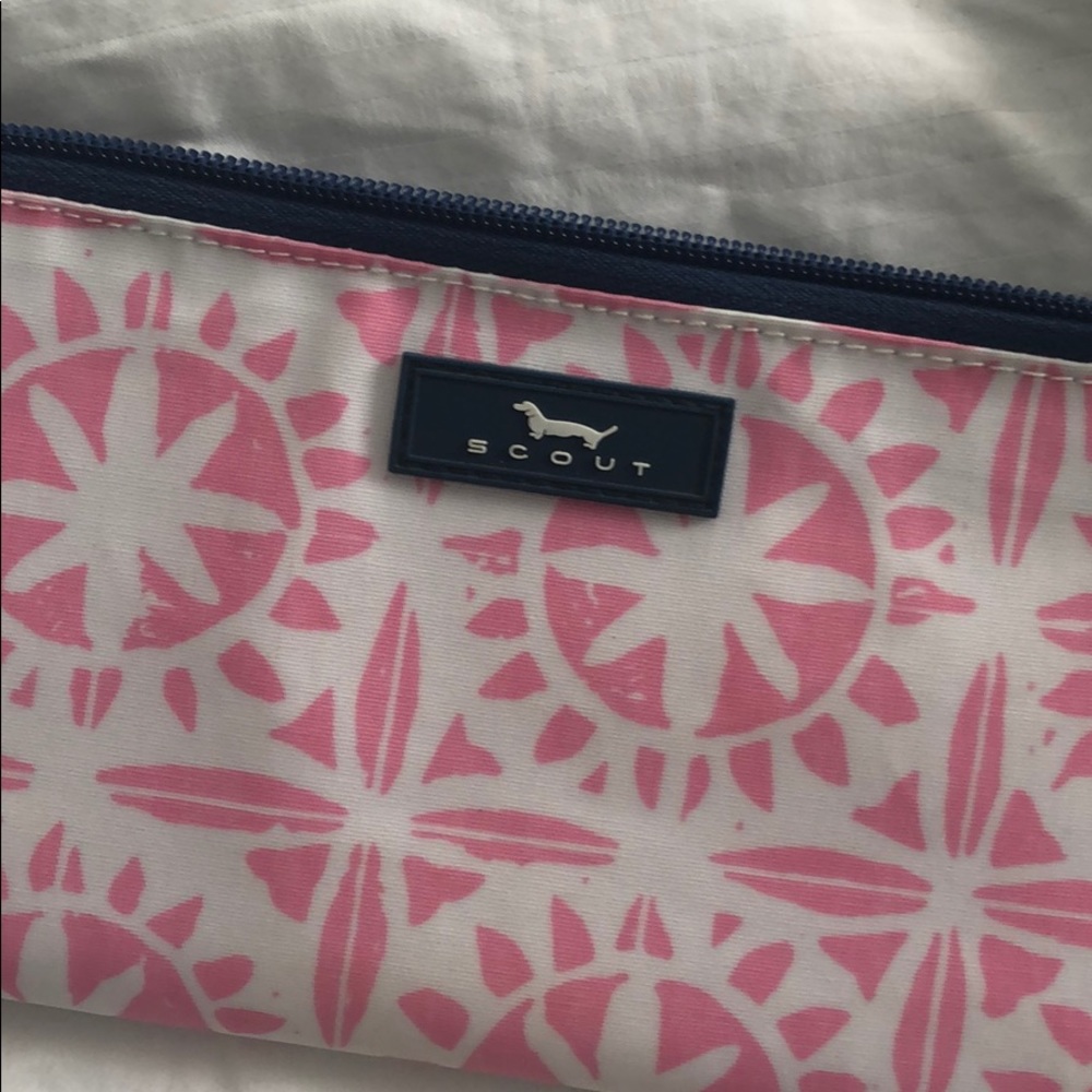 Wristlet - Picture 2 of 2